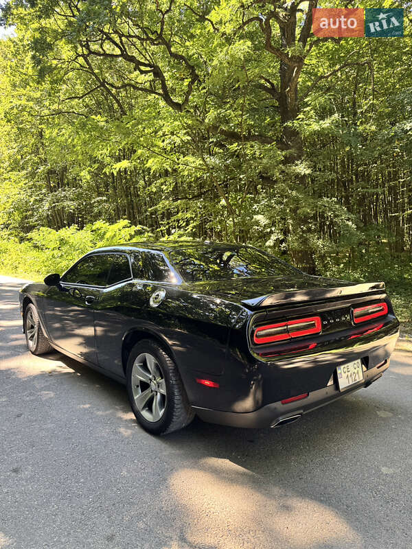 Купе Dodge Challenger 2015 в Чернівцях фото 10 Купе Dodge Challenger 2015 в Чернівцях