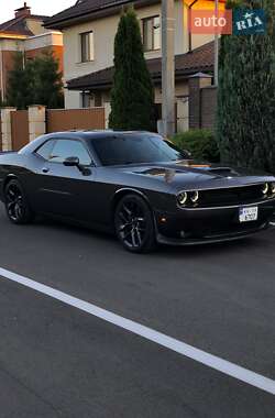 Купе Dodge Challenger 2020 в Киеве