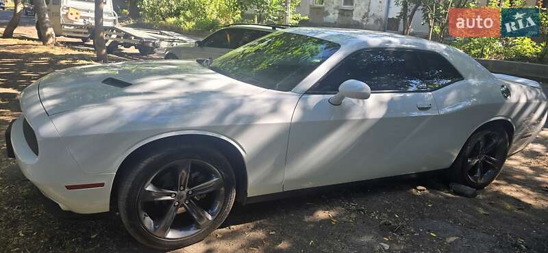 Купе Dodge Challenger 2019 в Одесі фото 6 Купе Dodge Challenger 2019 в Одесі