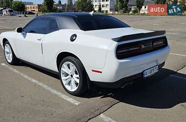Купе Dodge Challenger 2016 в 
