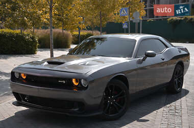 Купе Dodge Challenger 2016 в Киеве