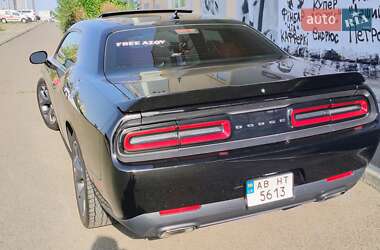 Купе Dodge Challenger 2018 в 
