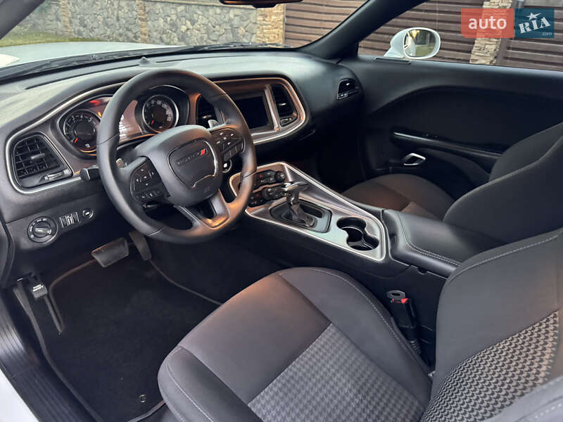 Купе Dodge Challenger 2019 в Харкові