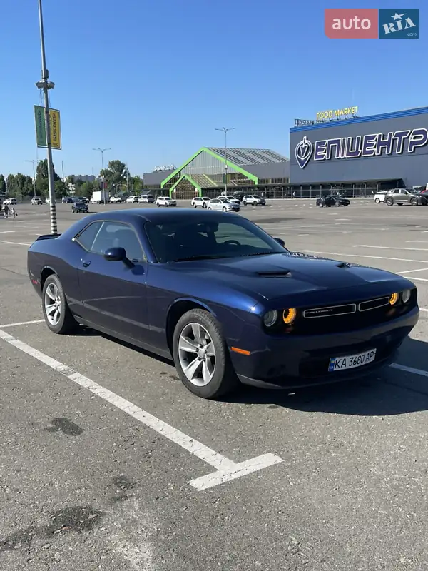 Dodge Challenger