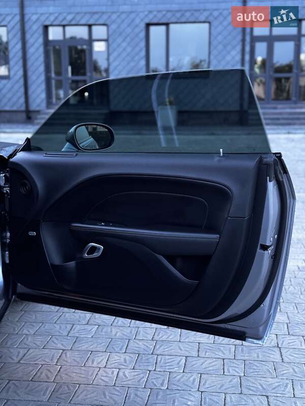 Купе Dodge Challenger 2017 в Ровно