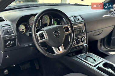 Купе Dodge Challenger 2013 в 