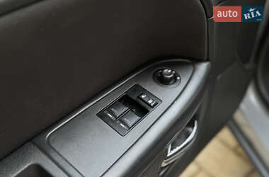 Купе Dodge Challenger 2013 в 