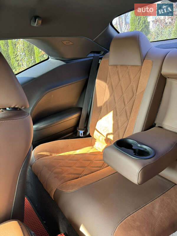 Купе Dodge Challenger 2016 в Львове фото 9 Купе Dodge Challenger 2016 в Львове