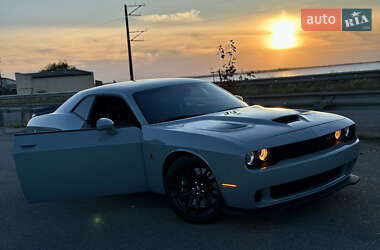 Купе Dodge Challenger 2021 в 