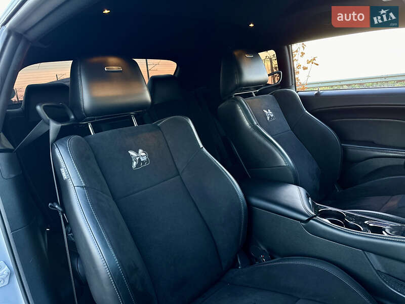 Купе Dodge Challenger 2021 в Черкассах