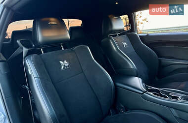 Купе Dodge Challenger 2021 в 