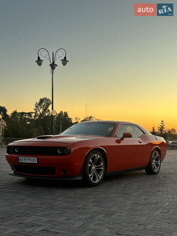 Купе Dodge Challenger 2019 в Харькове