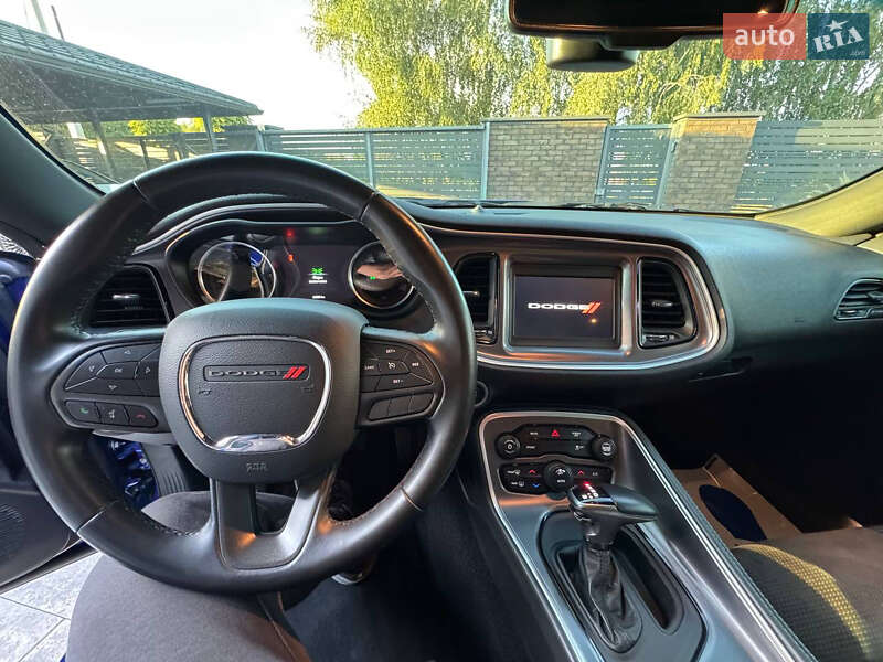Купе Dodge Challenger 2020 в Луцьку