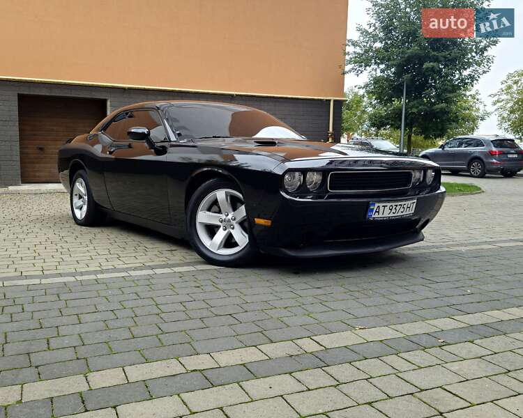Купе Dodge Challenger 2014 в Ивано-Франковске фото 12 Купе Dodge Challenger 2014 в Ивано-Франковске