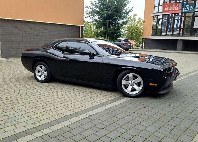 Купе Dodge Challenger 2014 в Ивано-Франковске фото 14 Купе Dodge Challenger 2014 в Ивано-Франковске