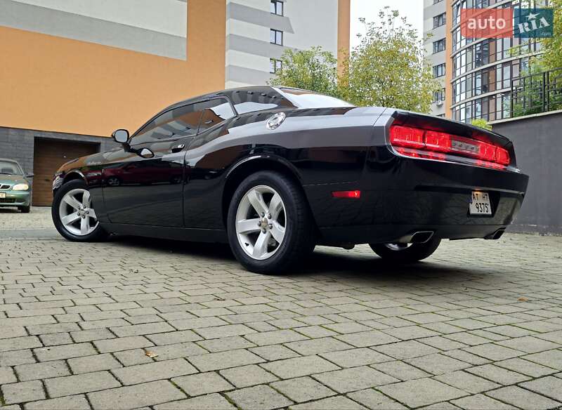 Купе Dodge Challenger 2014 в Ивано-Франковске фото 23 Купе Dodge Challenger 2014 в Ивано-Франковске