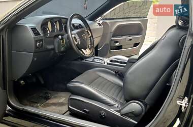 Купе Dodge Challenger 2014 в 
