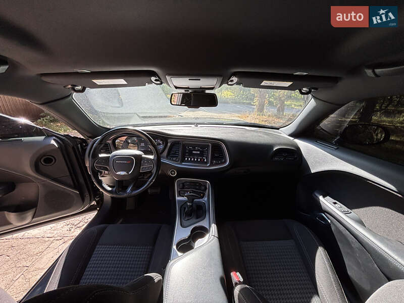Купе Dodge Challenger 2021 в Киеве