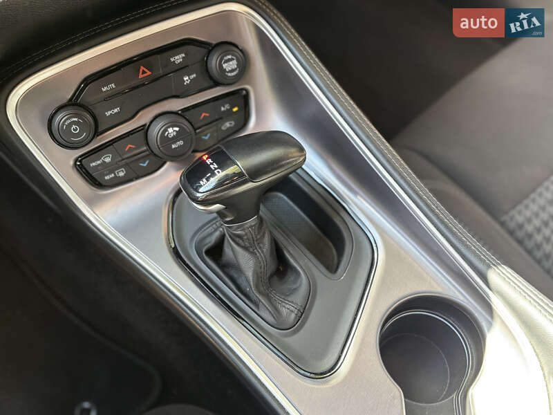 Купе Dodge Challenger 2021 в Киеве