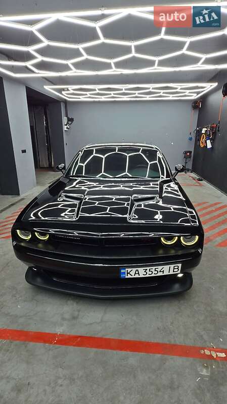 Купе Dodge Challenger 2017 в Днепре