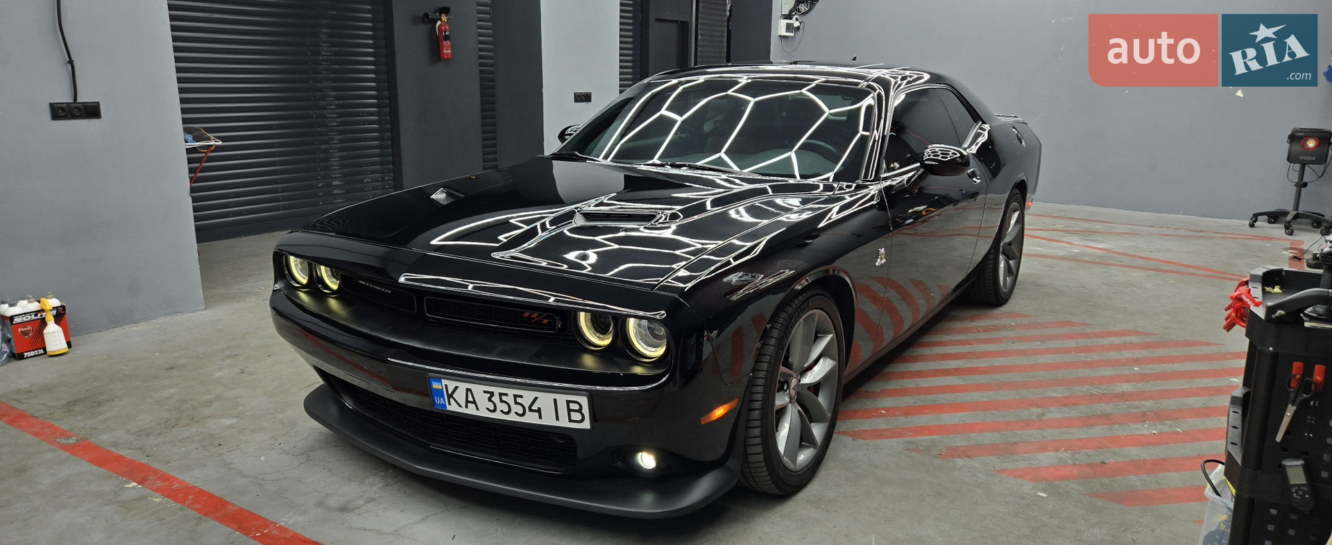 2017 Dodge Challenger - мініатюра 18