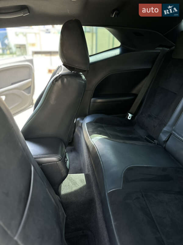 Listing photo 24