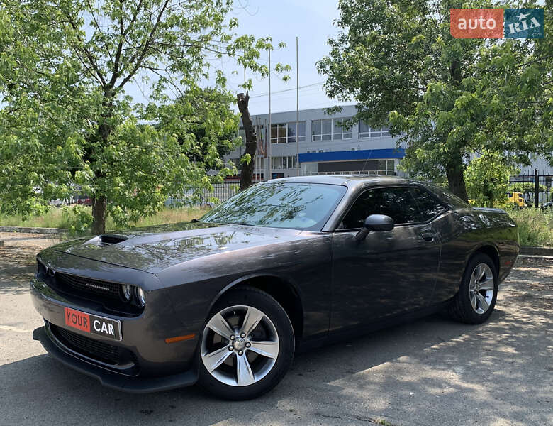 Купе Dodge Challenger 2020 в Киеве