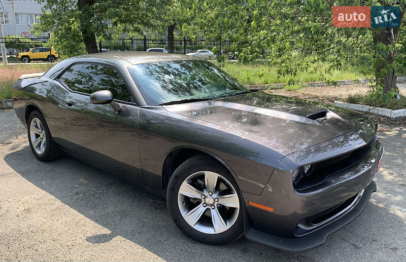 Купе Dodge Challenger 2020 в Киеве