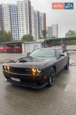Купе Dodge Challenger 2016 в Киеве
