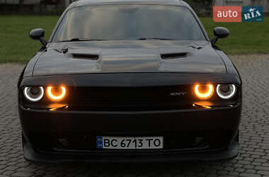 Купе Dodge Challenger 2017 в 