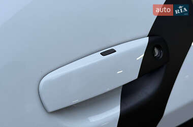 Купе Dodge Challenger 2019 в 