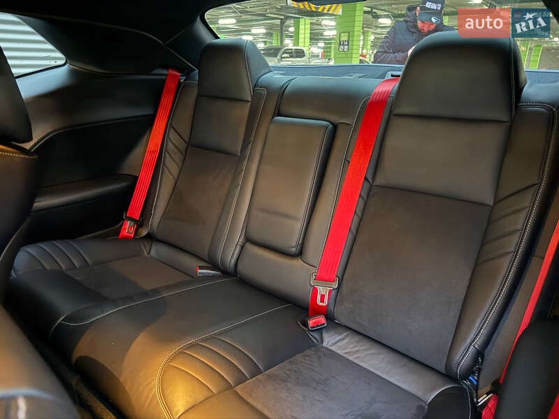 Купе Dodge Challenger 2019 в Киеве