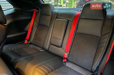 Купе Dodge Challenger 2019 в 