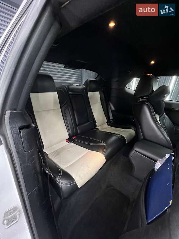 Купе Dodge Challenger 2015 в Киеве фото 11 Купе Dodge Challenger 2015 в Киеве