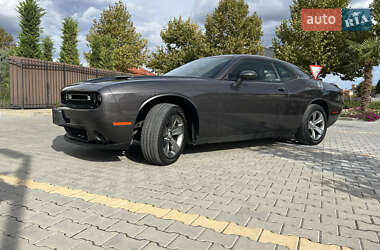 Купе Dodge Challenger 2020 в 