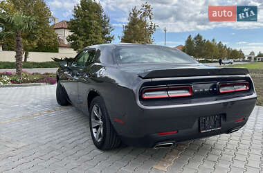 Купе Dodge Challenger 2020 в 