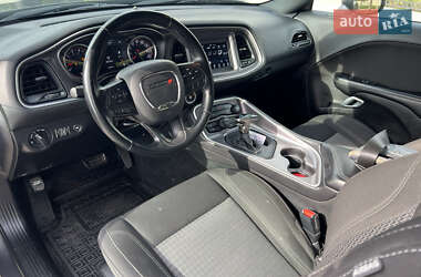 Купе Dodge Challenger 2020 в 