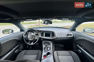 Купе Dodge Challenger 2020 в 