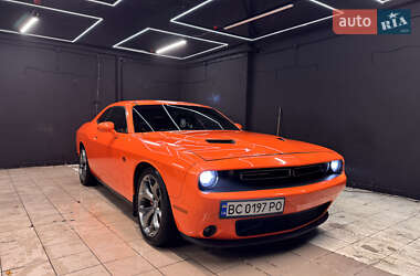 Купе Dodge Challenger 2016 в Киеве