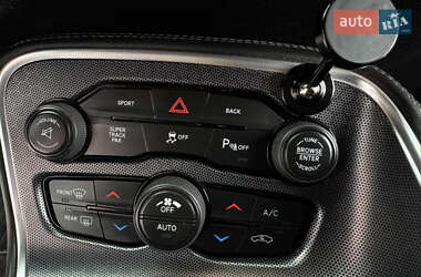 Купе Dodge Challenger 2014 в 