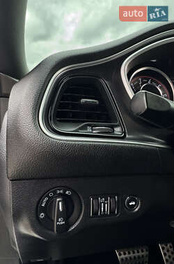 Купе Dodge Challenger 2014 в 