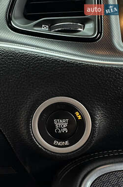 Купе Dodge Challenger 2014 в 