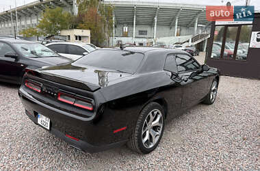 Купе Dodge Challenger 2016 в  фото 8 Купе Dodge Challenger 2016 в