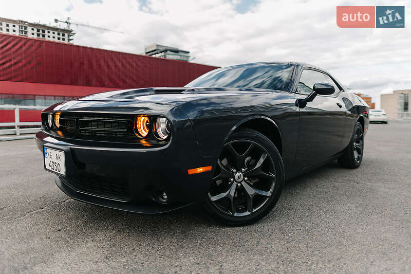 Купе Dodge Challenger 2017 в Дніпрі фото 31 Купе Dodge Challenger 2017 в Дніпрі