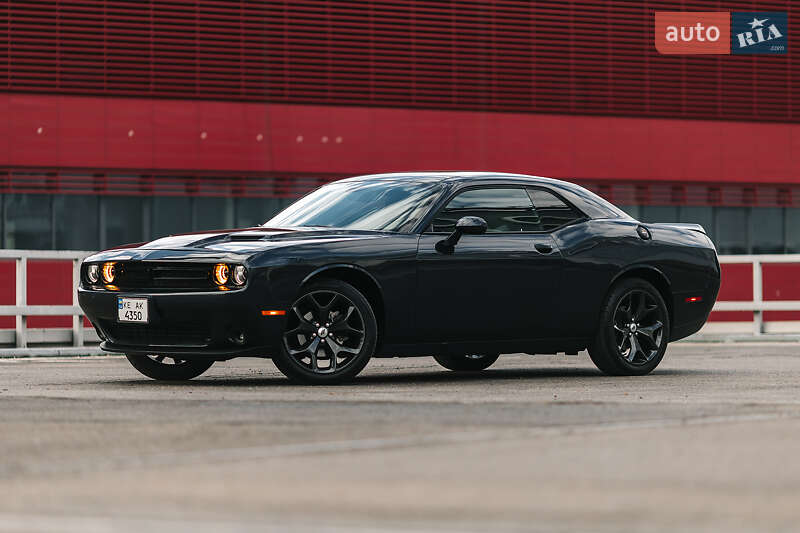 Купе Dodge Challenger 2017 в Дніпрі фото 34 Купе Dodge Challenger 2017 в Дніпрі
