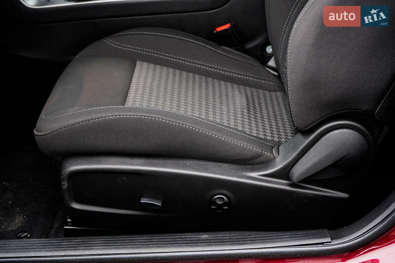 Купе Dodge Challenger 2019 в Житомире