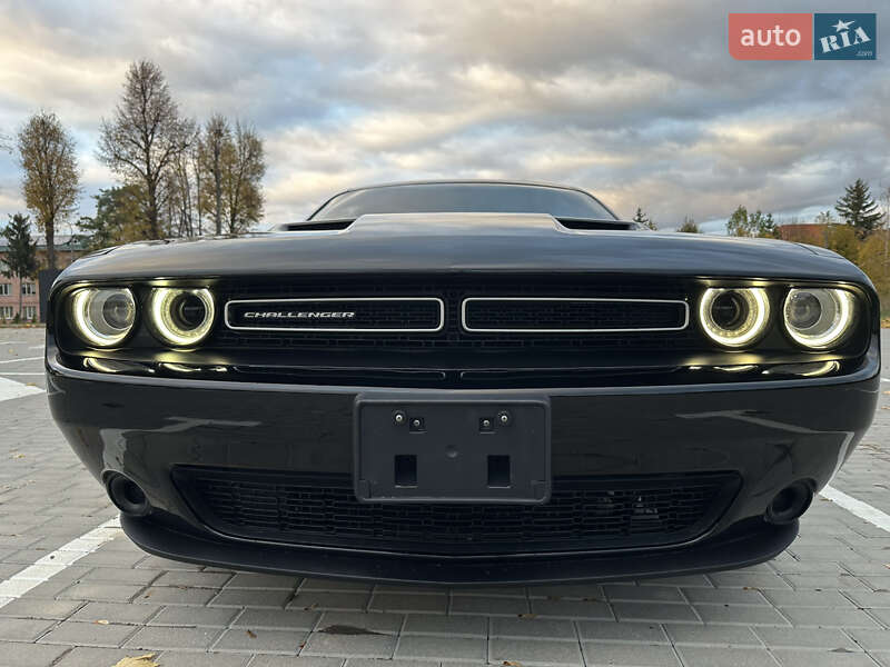 Купе Dodge Challenger 2019 в Ровно фото Купе Dodge Challenger 2019 в Ровно