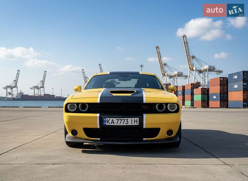 Купе Dodge Challenger 2020 в Києві