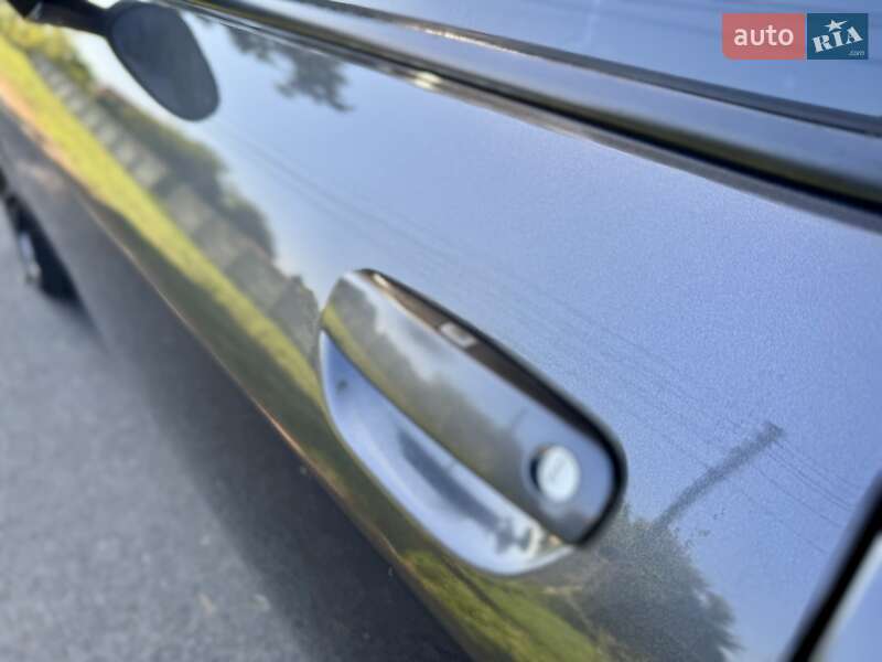 Купе Dodge Challenger 2017 в Киеве фото 16 Купе Dodge Challenger 2017 в Киеве