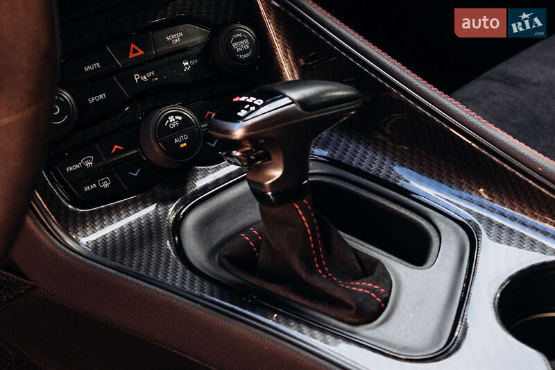 Купе Dodge Challenger 2018 в Дніпрі фото 16 Купе Dodge Challenger 2018 в Дніпрі